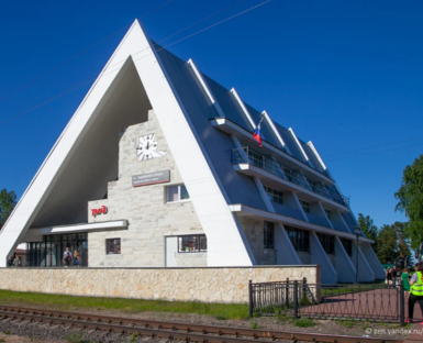 Один из самых необычных вокзалов России